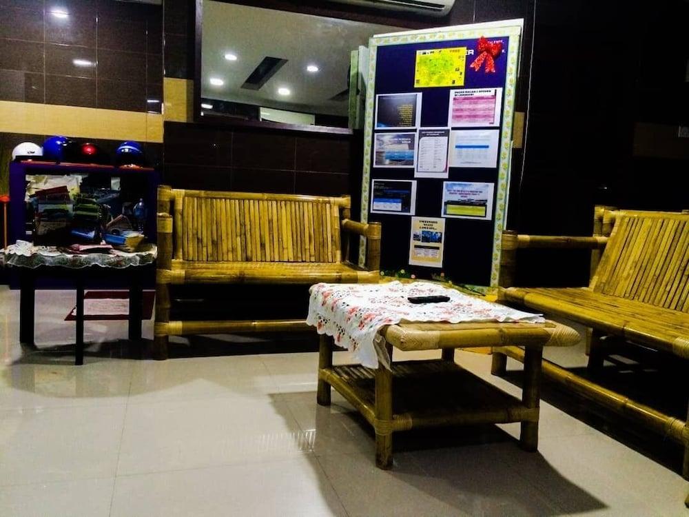 Penarak Bamboo Beach Motel Куах Экстерьер фото
